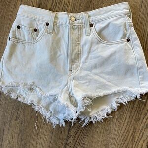 Levi white Jean shorts